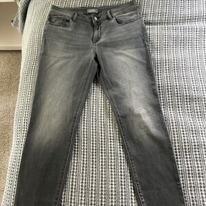 DL 1961 Women's Size 30 Gray Wash Florence Insta Sculpt Stretchy Denim Jeans
